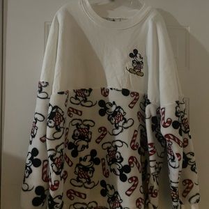 NWOT Disney “Holiday Cheer” Spirit Jersey